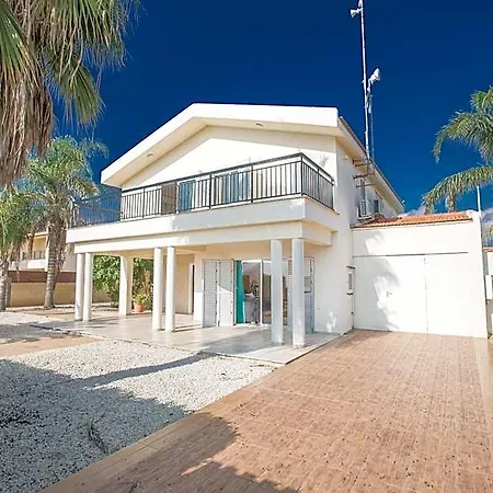 Villa At26 *