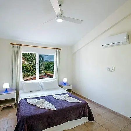 At26 Villa Ayia Napa