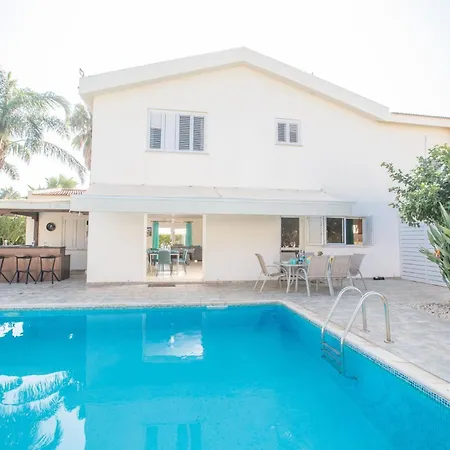 Villa At26 Agia Napa